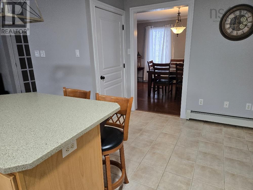 126 Sandy Place, Valley, Nova Scotia  B6L 4G2 - Photo 5 - 202604459