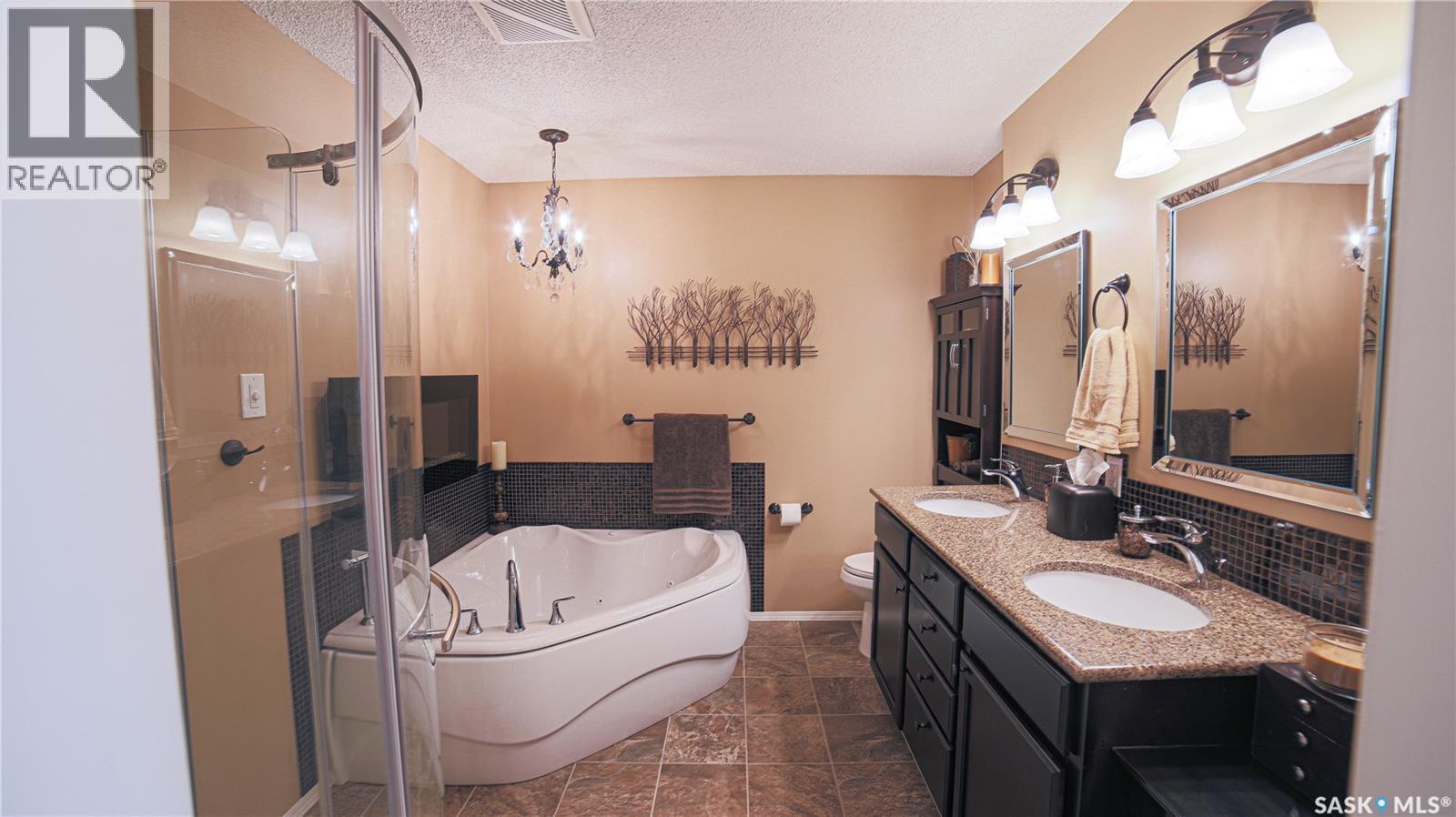 434 Brooks Road, Estevan, Saskatchewan  S4A 2P2 - Photo 17 - SK030207