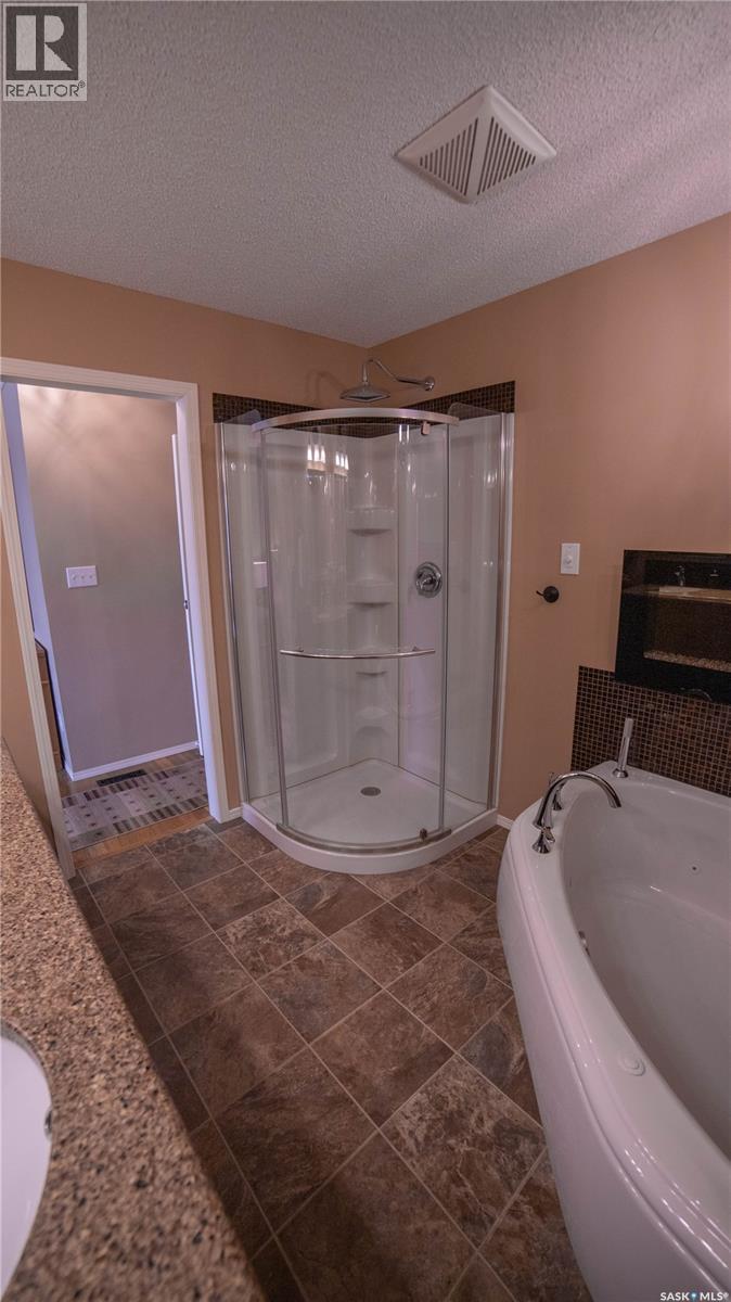 434 Brooks Road, Estevan, Saskatchewan  S4A 2P2 - Photo 20 - SK030207