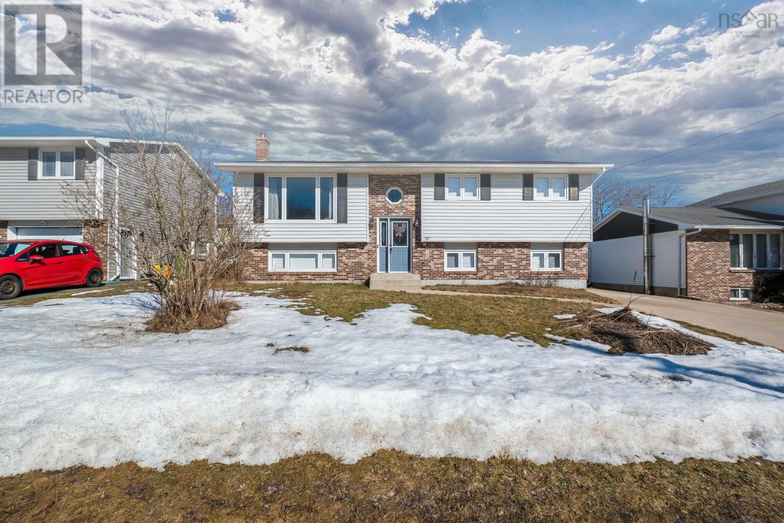 107 La Pierre Crescent, Dartmouth, Nova Scotia  B2W 5C9 - Photo 48 - 202604434