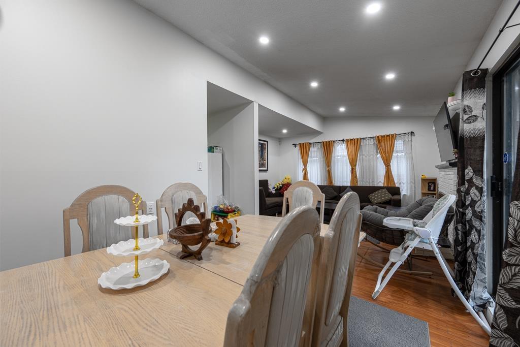 7366 128a Street, Surrey, British Columbia  V3W 7G9 - Photo 12 - R3098499