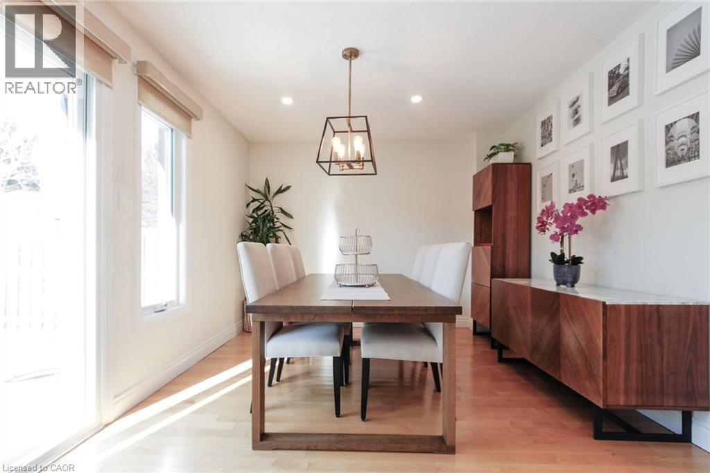 3845 Cedar Hedge Rise, Mississauga, Ontario  L5N 6X2 - Photo 12 - 40811633