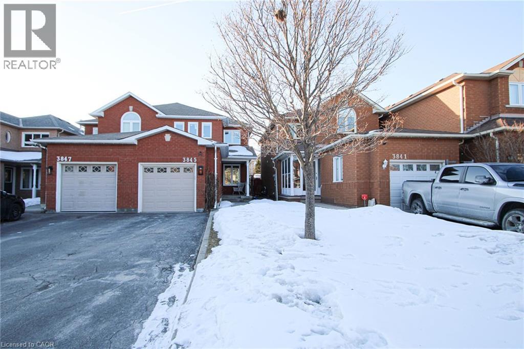 3845 Cedar Hedge Rise, Mississauga, Ontario  L5N 6X2 - Photo 2 - 40811633