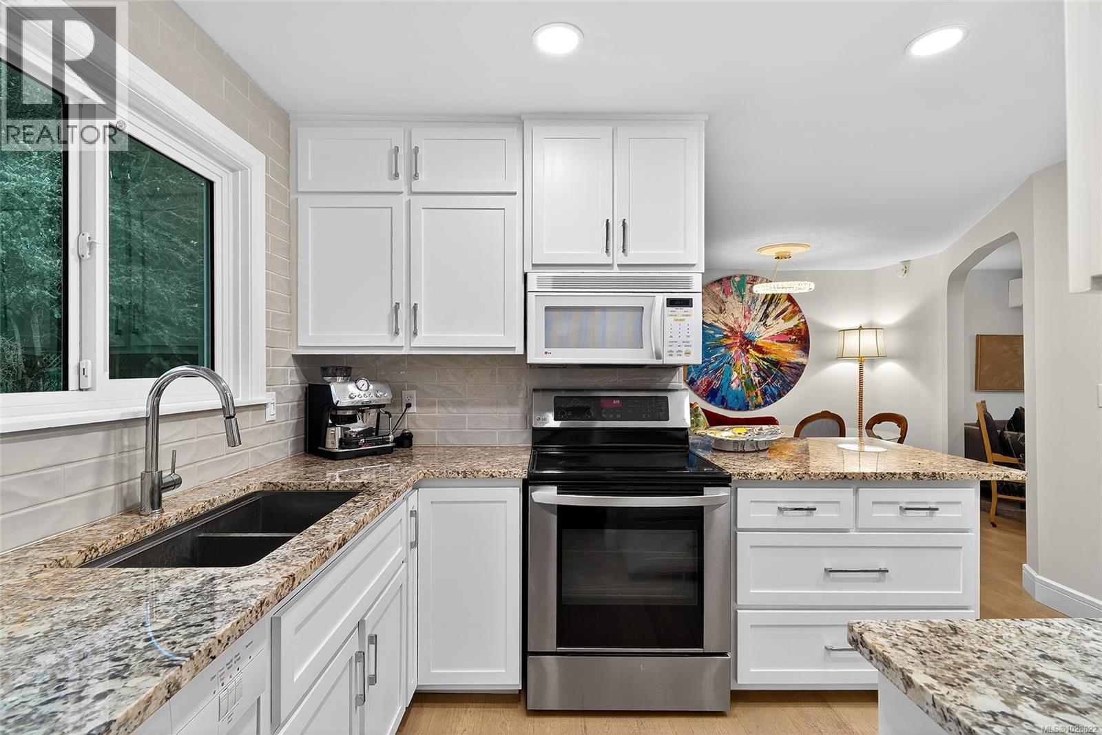 228 Potlatch St, Parksville, British Columbia  V9P 1K3 - Photo 2 - 1028622