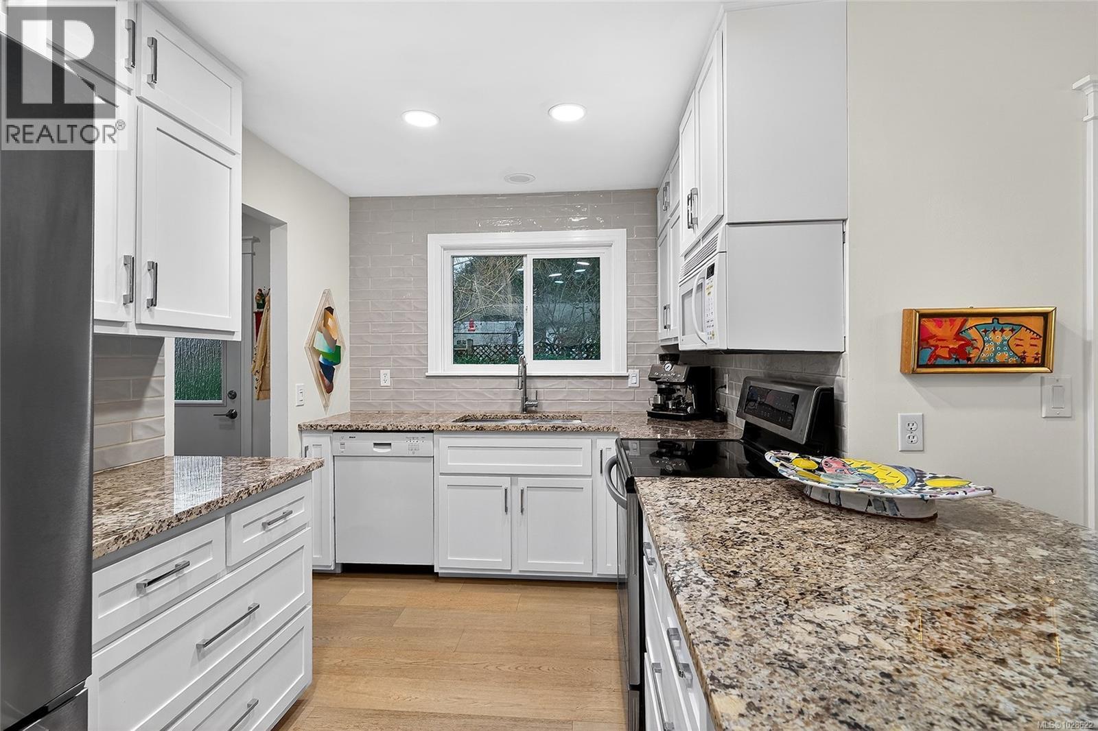 228 Potlatch St, Parksville, British Columbia  V9P 1K3 - Photo 3 - 1028622