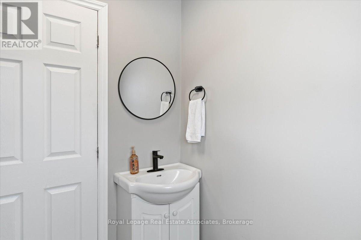 649 Bigford Road, Quinte West (Murray Ward), Ontario  K0K 1H0 - Photo 16 - X12876866