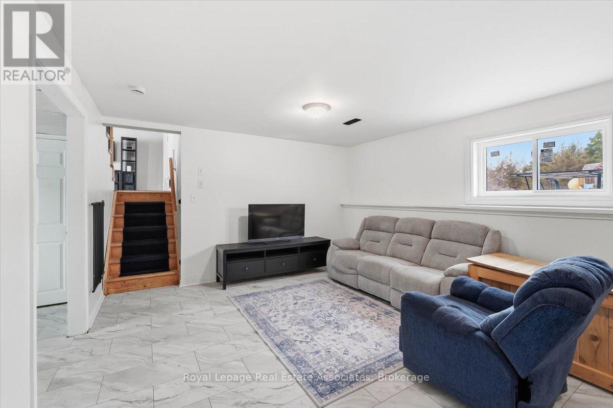 649 Bigford Road, Quinte West (Murray Ward), Ontario  K0K 1H0 - Photo 27 - X12876866