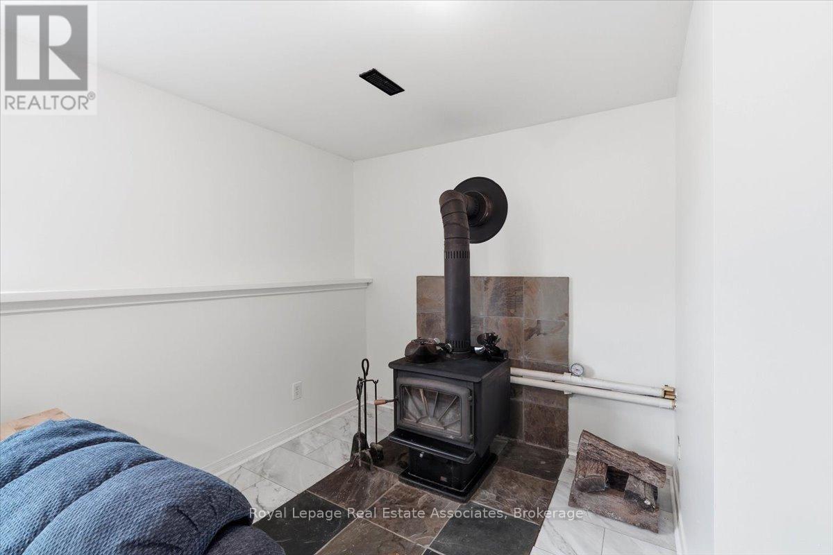 649 Bigford Road, Quinte West (Murray Ward), Ontario  K0K 1H0 - Photo 28 - X12876866