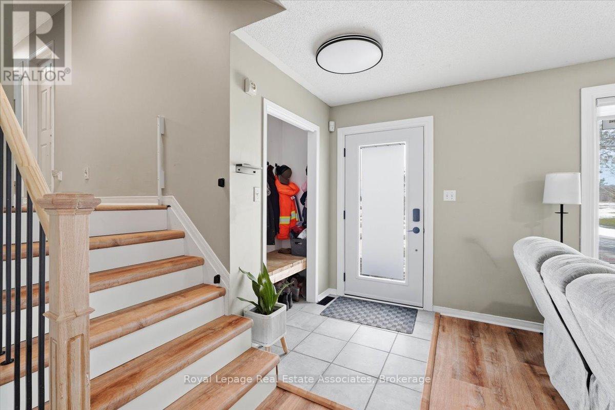 649 Bigford Road, Quinte West (Murray Ward), Ontario  K0K 1H0 - Photo 7 - X12876866