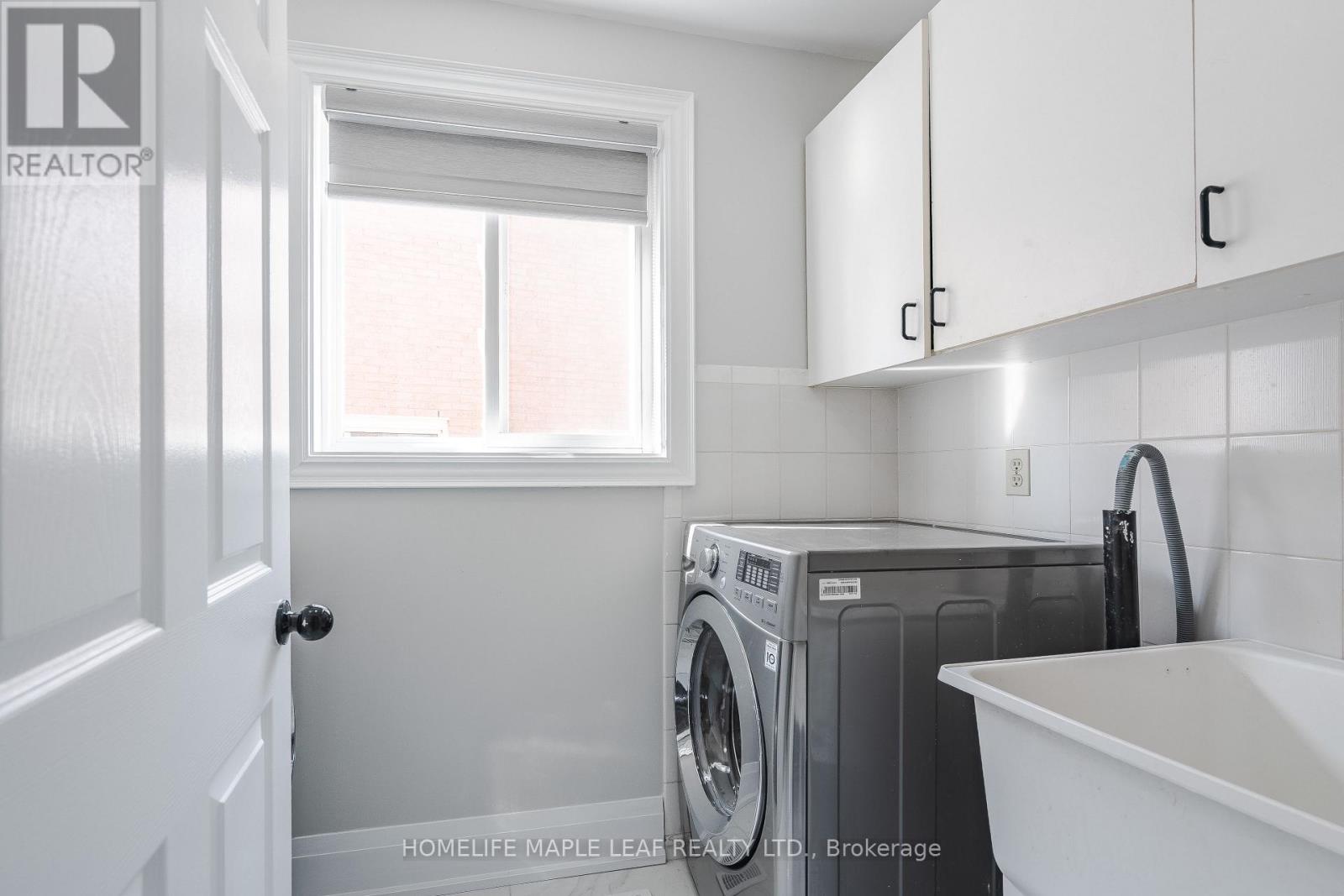 42 Puritan Court, Hamilton (Stoney Creek), Ontario  L8E 4L1 - Photo 10 - X12876902