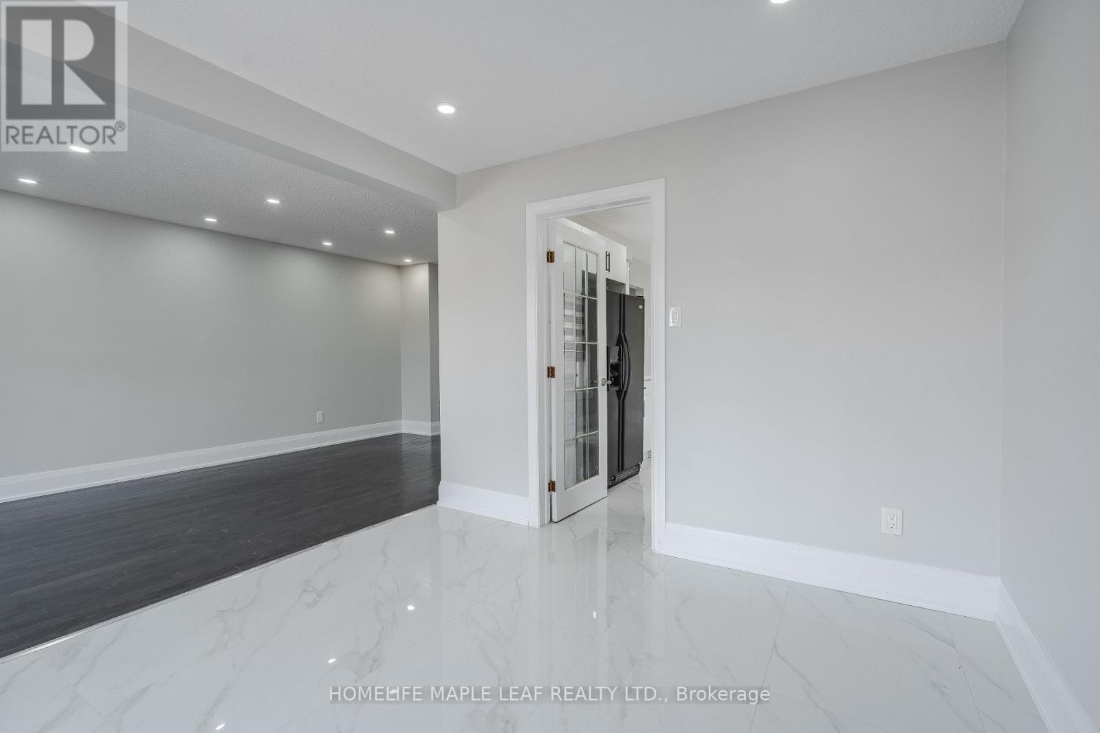 42 Puritan Court, Hamilton (Stoney Creek), Ontario  L8E 4L1 - Photo 19 - X12876902