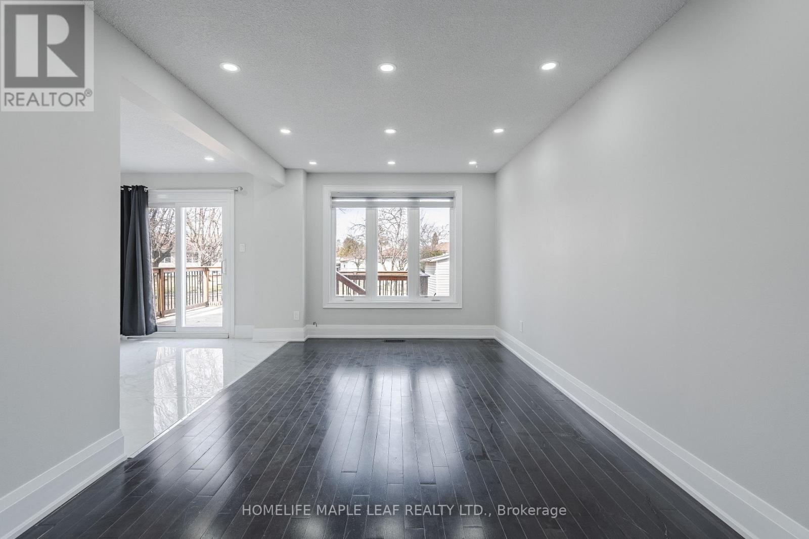 42 Puritan Court, Hamilton (Stoney Creek), Ontario  L8E 4L1 - Photo 20 - X12876902