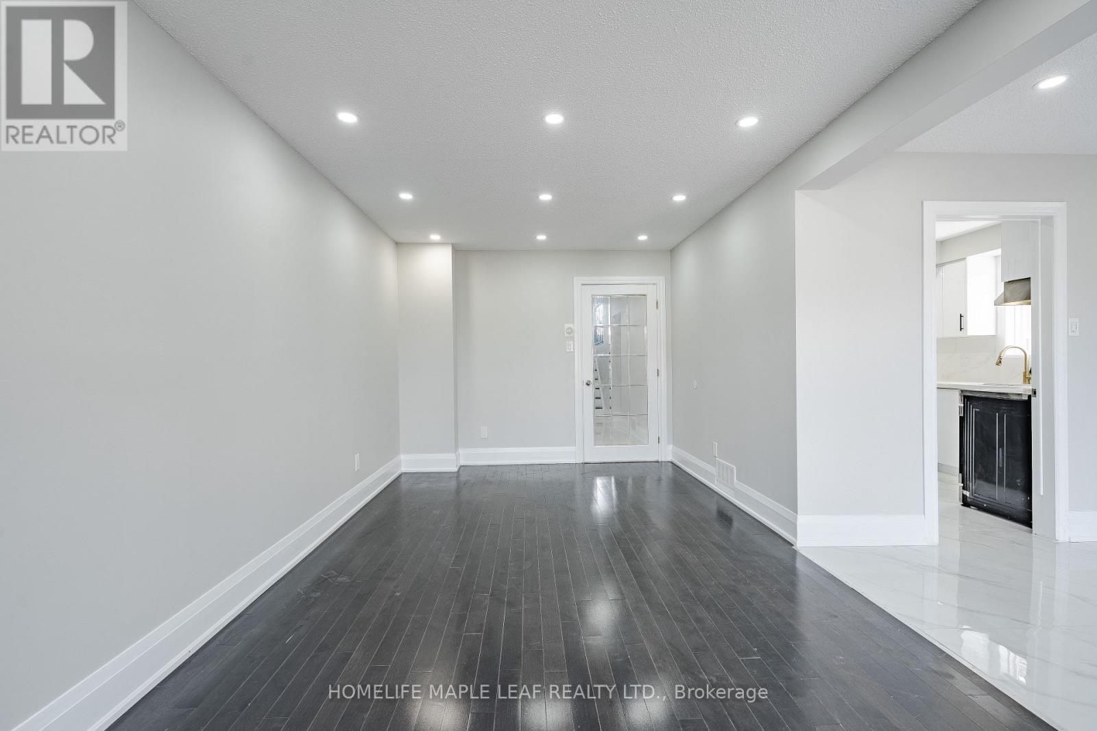 42 Puritan Court, Hamilton (Stoney Creek), Ontario  L8E 4L1 - Photo 21 - X12876902