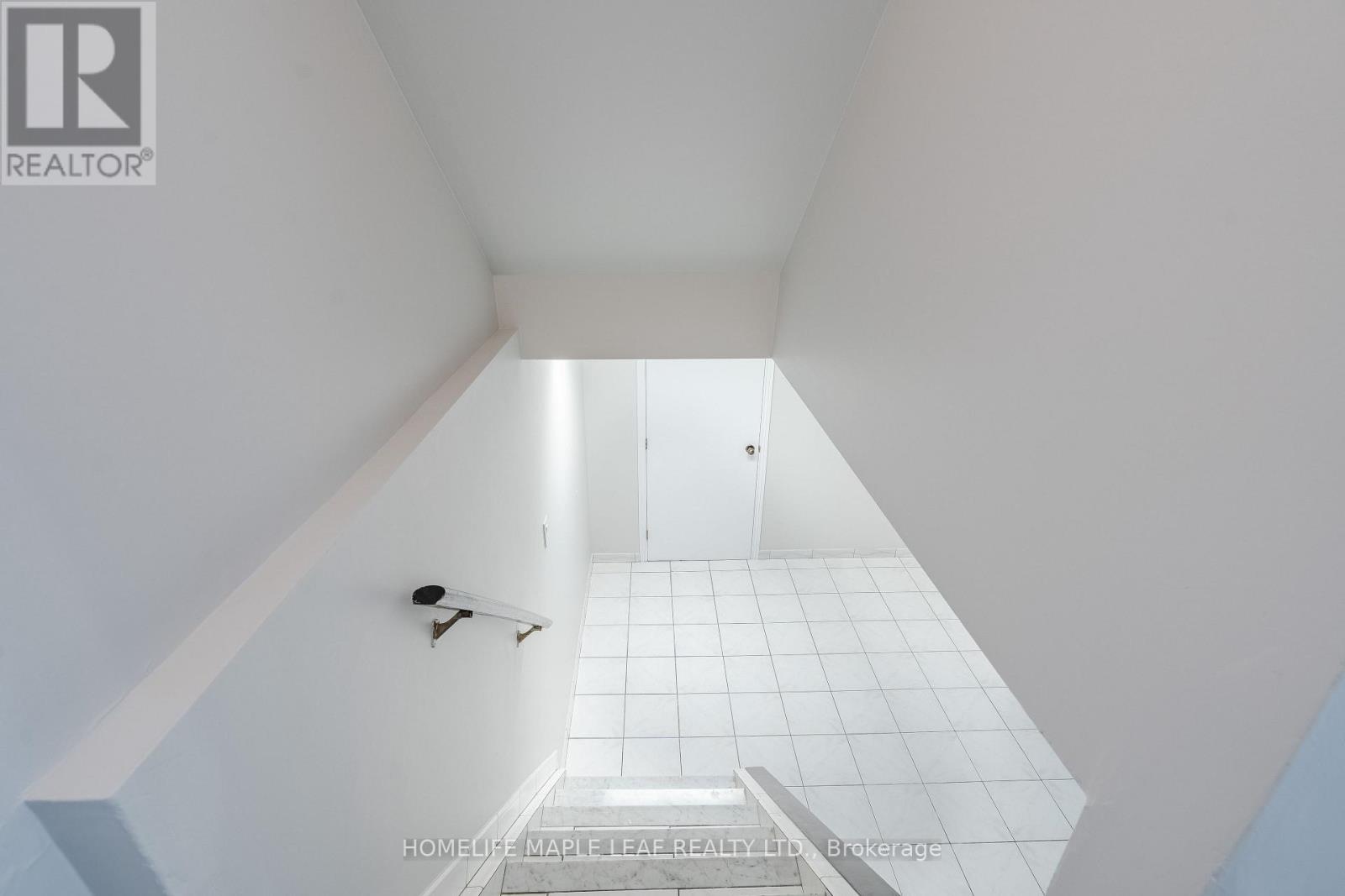 42 Puritan Court, Hamilton (Stoney Creek), Ontario  L8E 4L1 - Photo 34 - X12876902