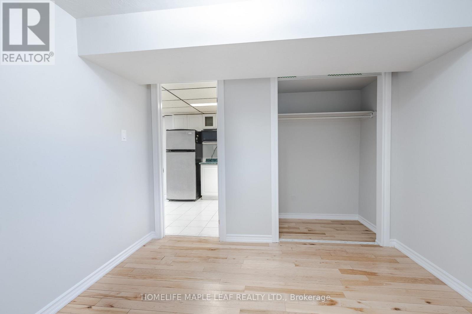 42 Puritan Court, Hamilton (Stoney Creek), Ontario  L8E 4L1 - Photo 42 - X12876902