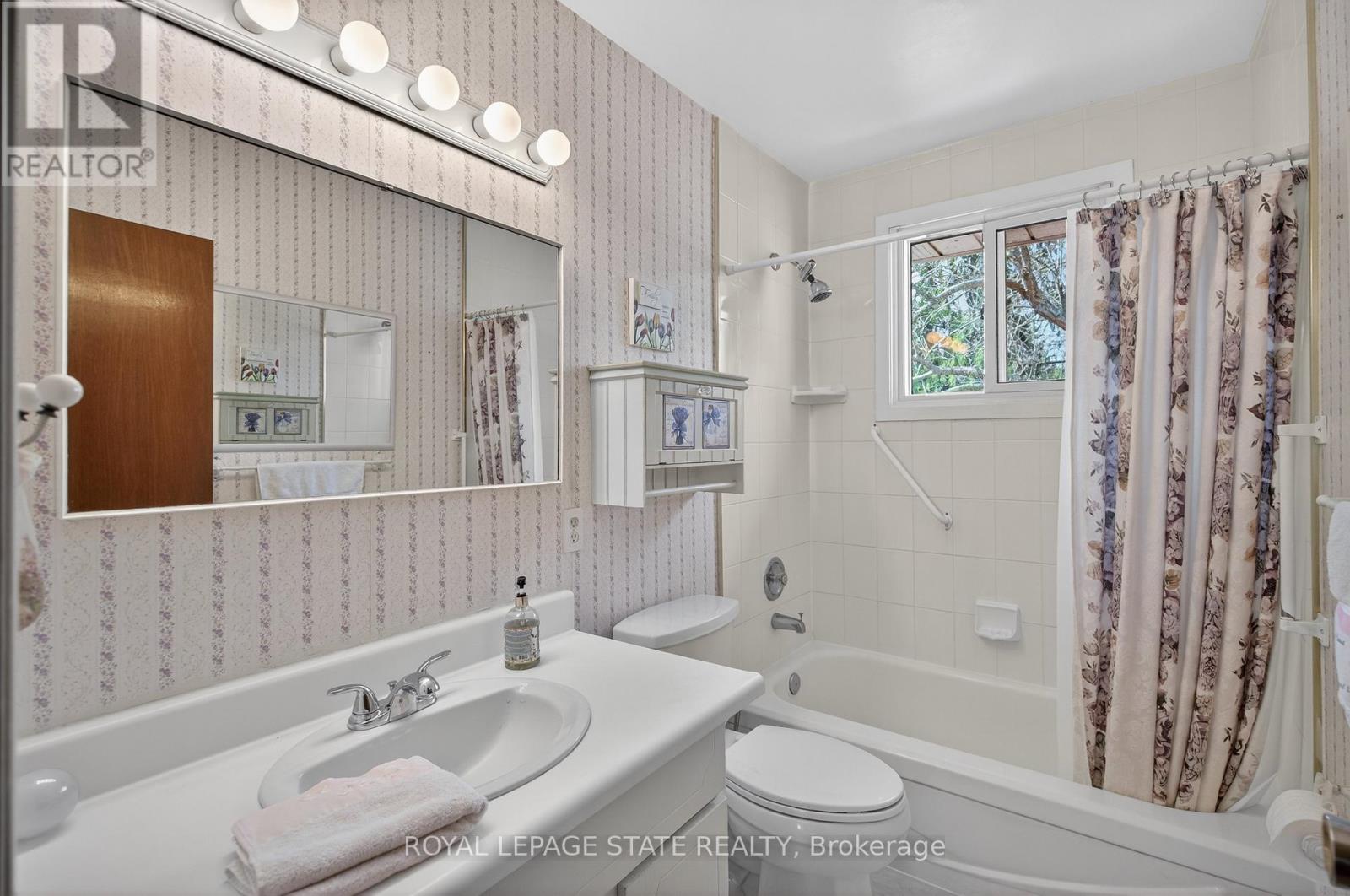 34 Helen Street, Hamilton (Dundas), Ontario  L9H 1N3 - Photo 19 - X12876918