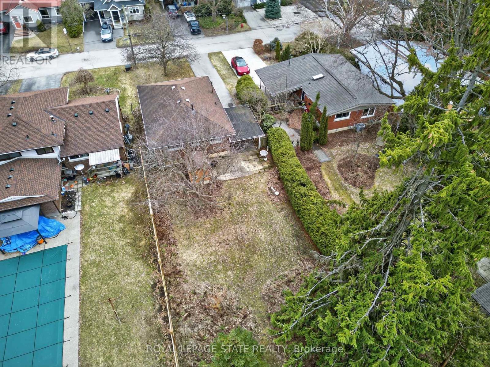 34 Helen Street, Hamilton (Dundas), Ontario  L9H 1N3 - Photo 37 - X12876918