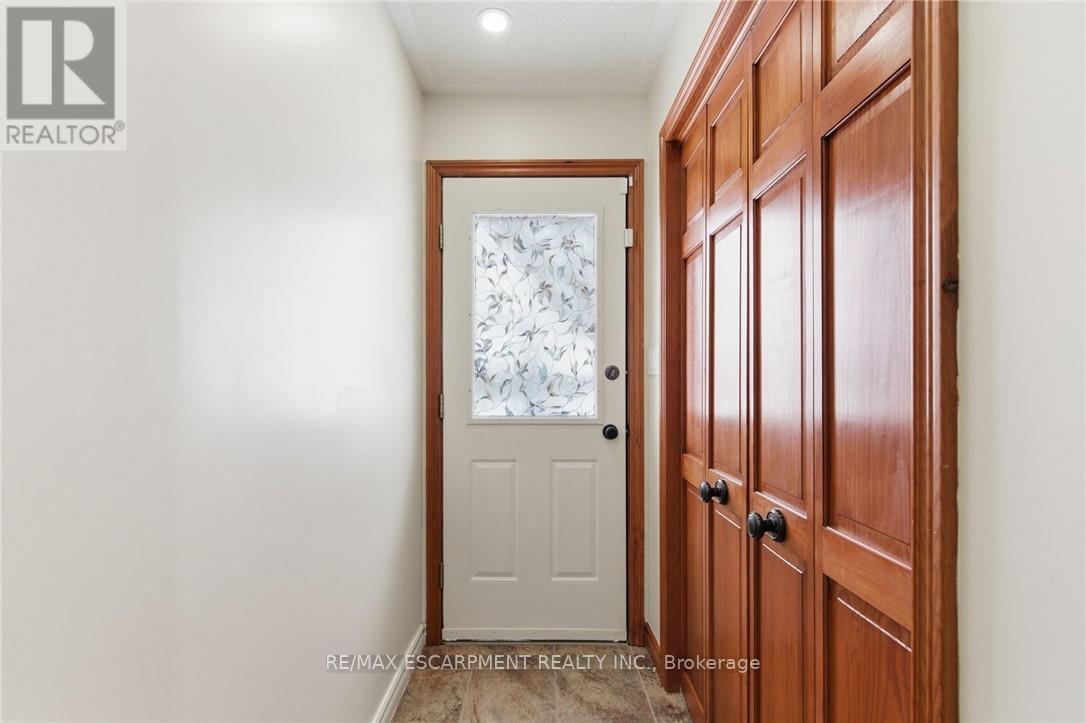 3810 River Road, Haldimand, Ontario  N3W 2K7 - Photo 14 - X12876988