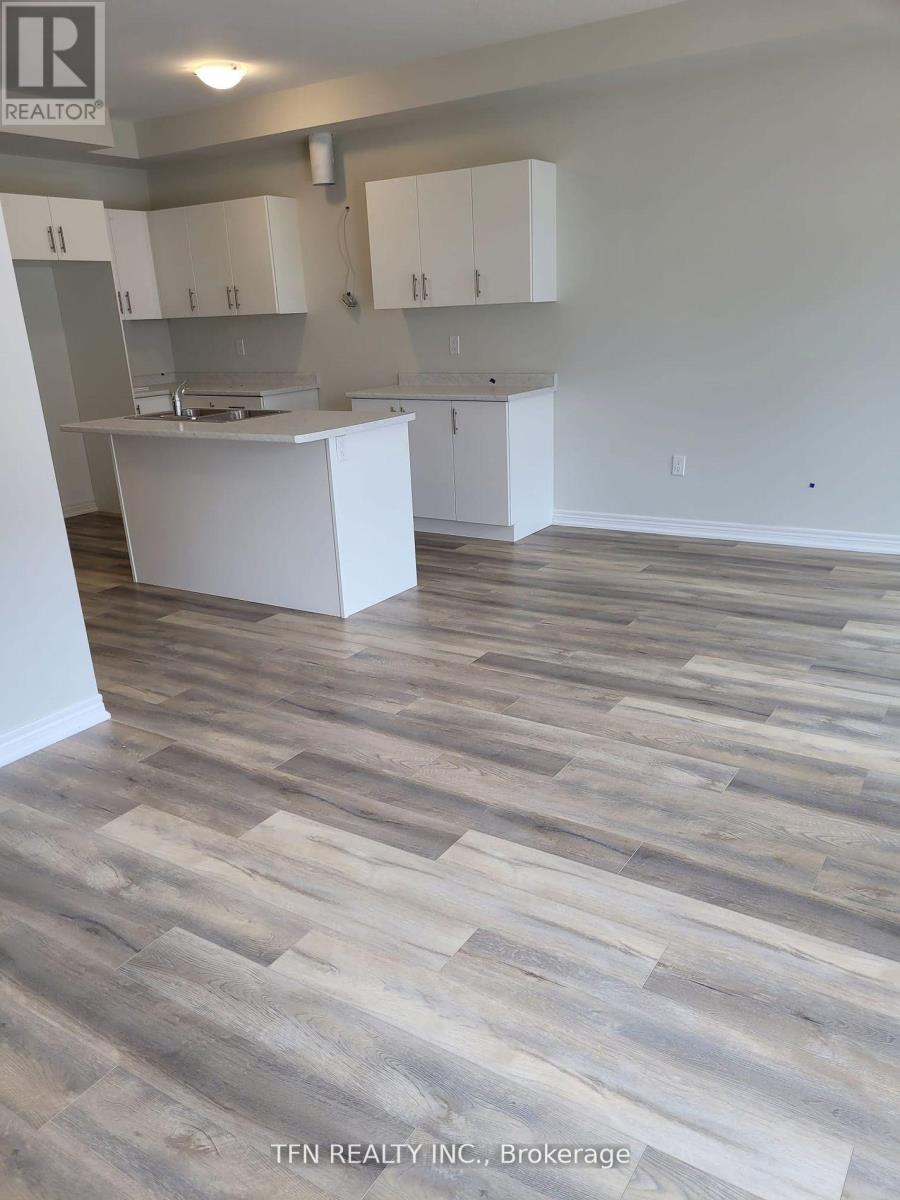 33 - 40 Zinfandel Drive, Hamilton (Fruitland), Ontario  L8K 0L1 - Photo 5 - X12876994