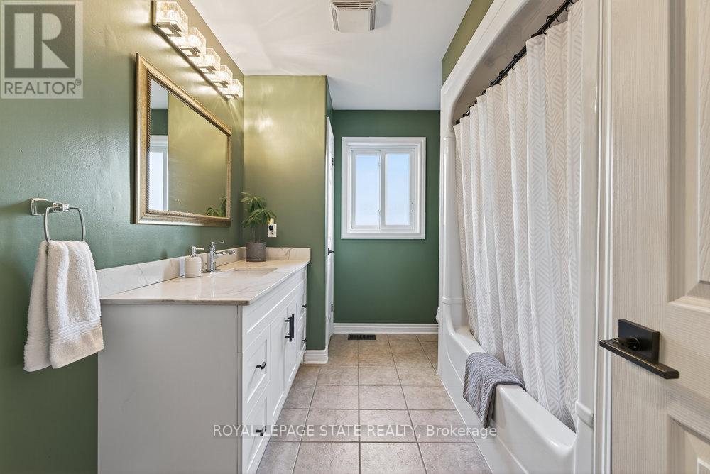 60 Saturn Road, Port Colborne (Main Street), Ontario  L3K 6E1 - Photo 5 - X12876998