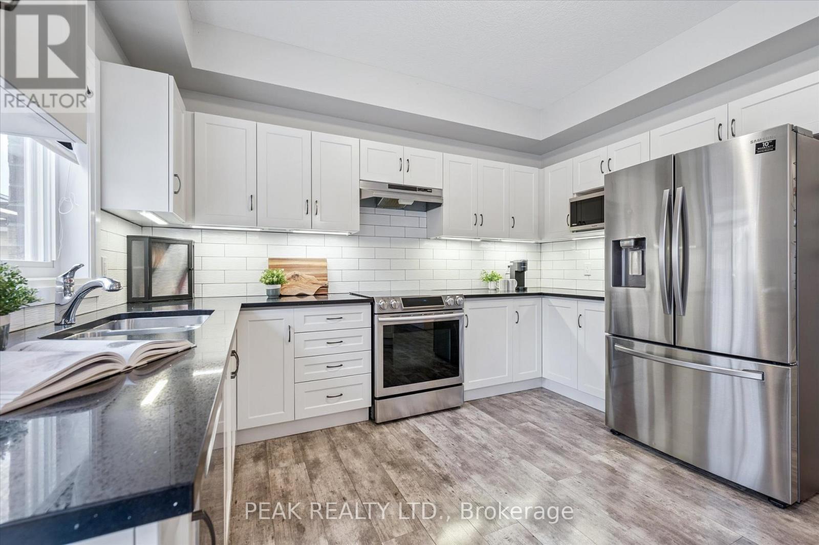 176 Snyder Avenue N, Woolwich, Ontario  N3B 0C9 - Photo 10 - X12877054