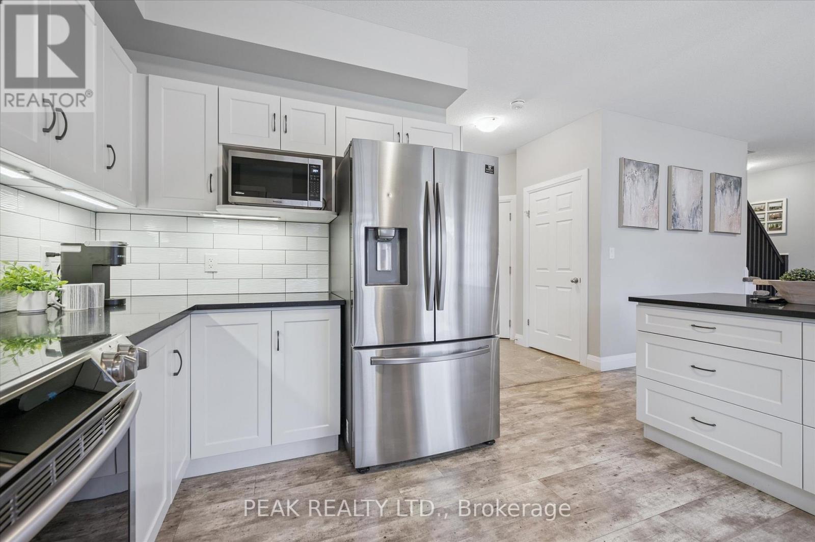 176 Snyder Avenue N, Woolwich, Ontario  N3B 0C9 - Photo 11 - X12877054