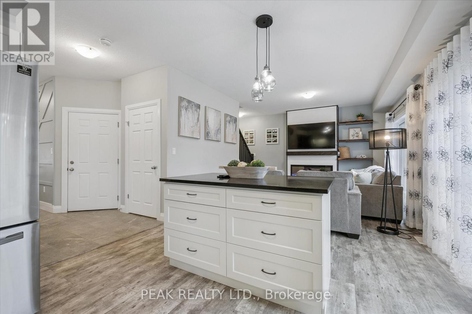 176 Snyder Avenue N, Woolwich, Ontario  N3B 0C9 - Photo 13 - X12877054