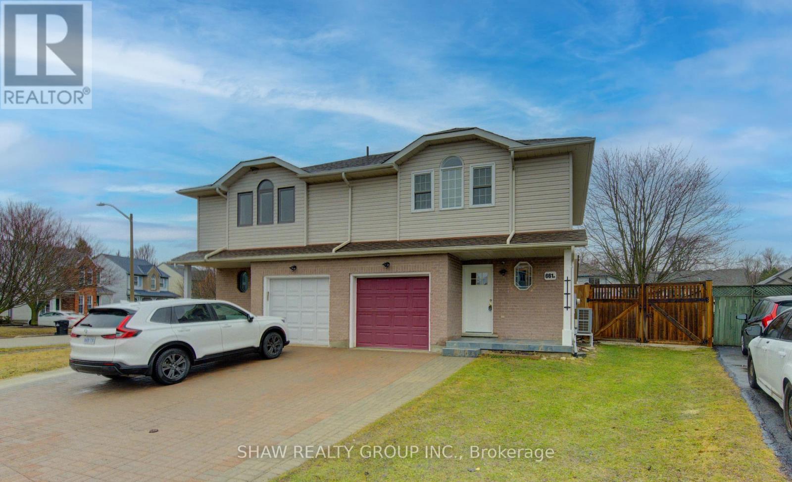 B - 661 JACOB LANE, waterloo, Ontario