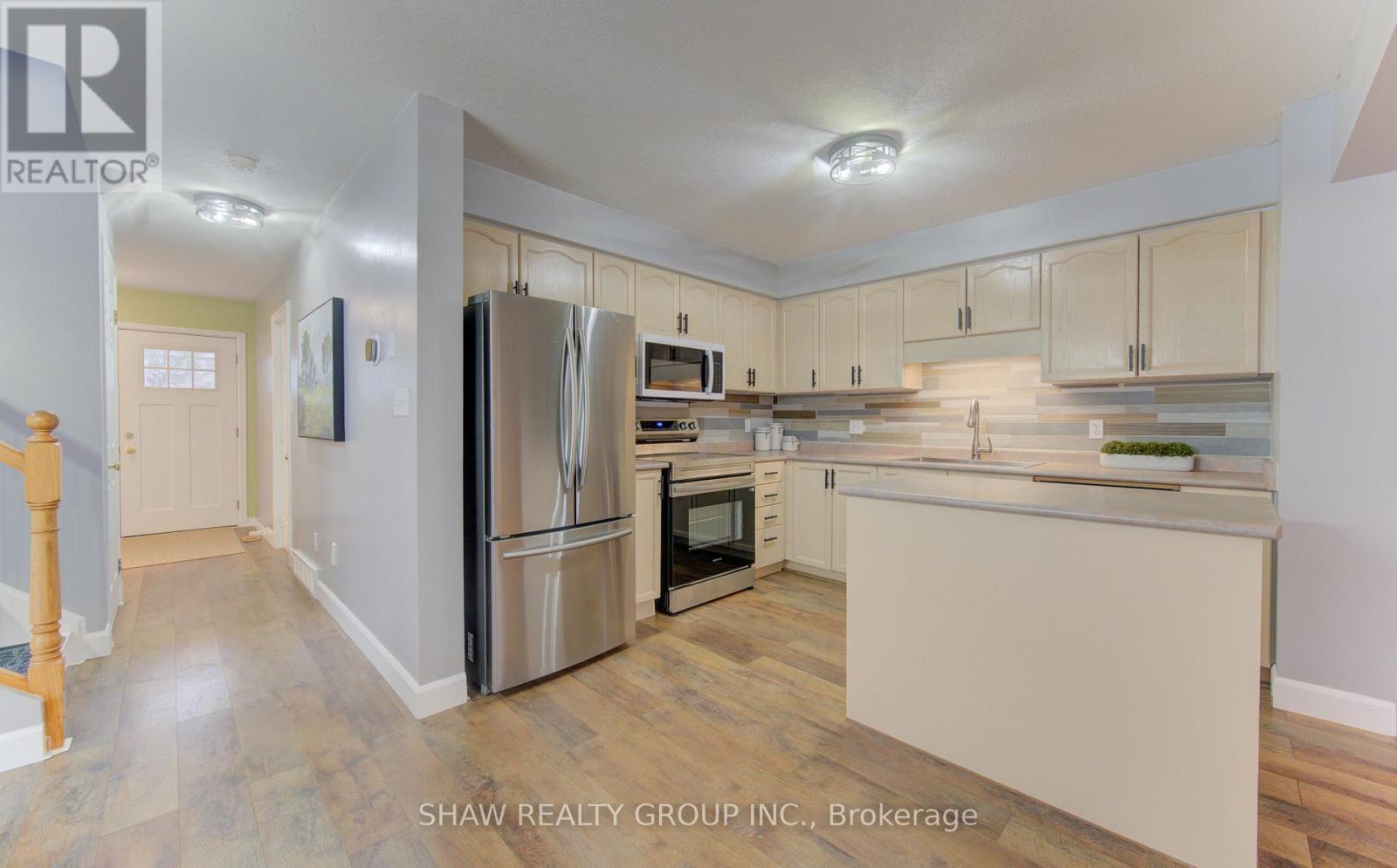 B - 661 Jacob Lane, Waterloo, Ontario  N2V 2G9 - Photo 13 - X12877060