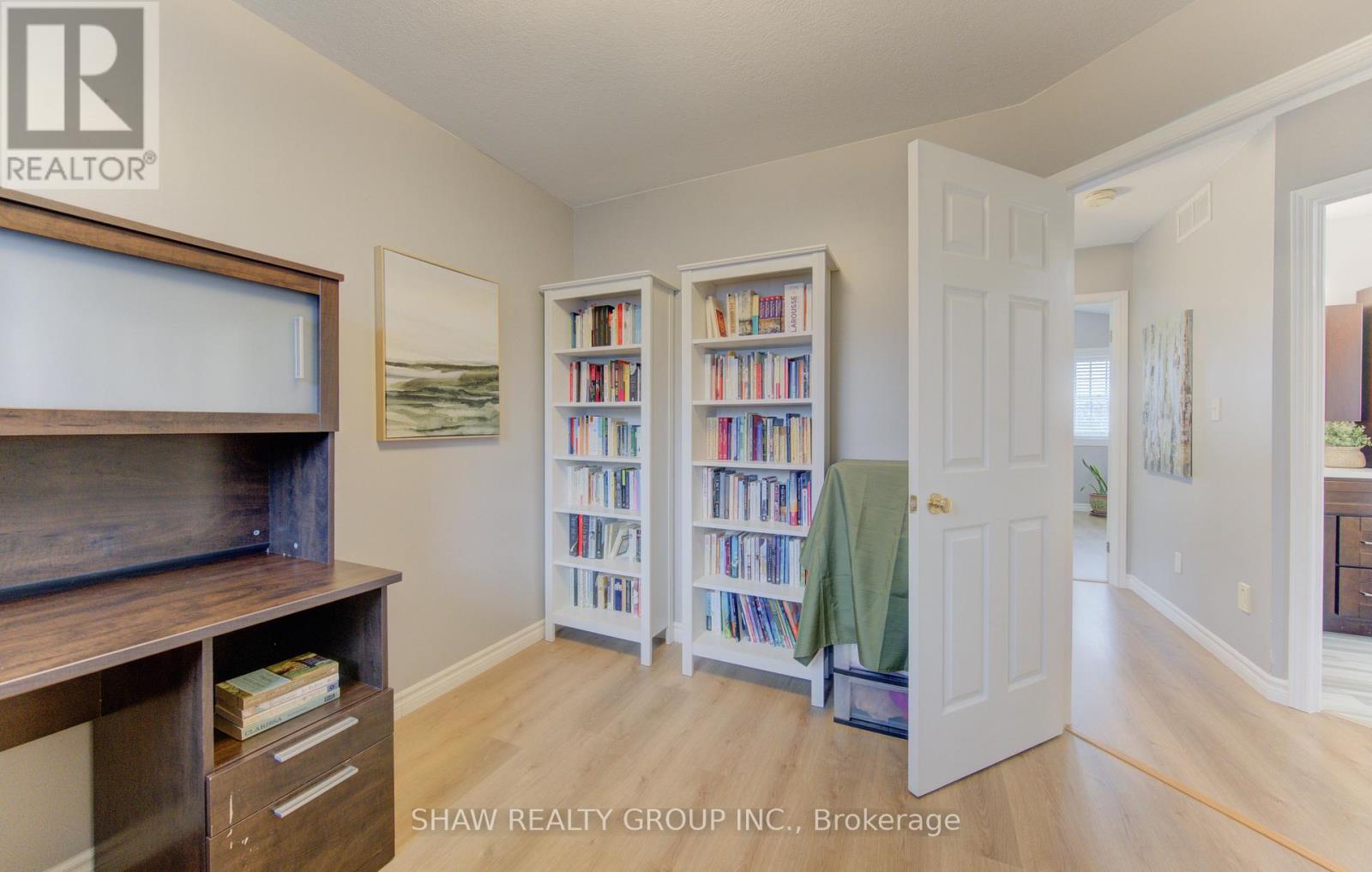 B - 661 Jacob Lane, Waterloo, Ontario  N2V 2G9 - Photo 25 - X12877060