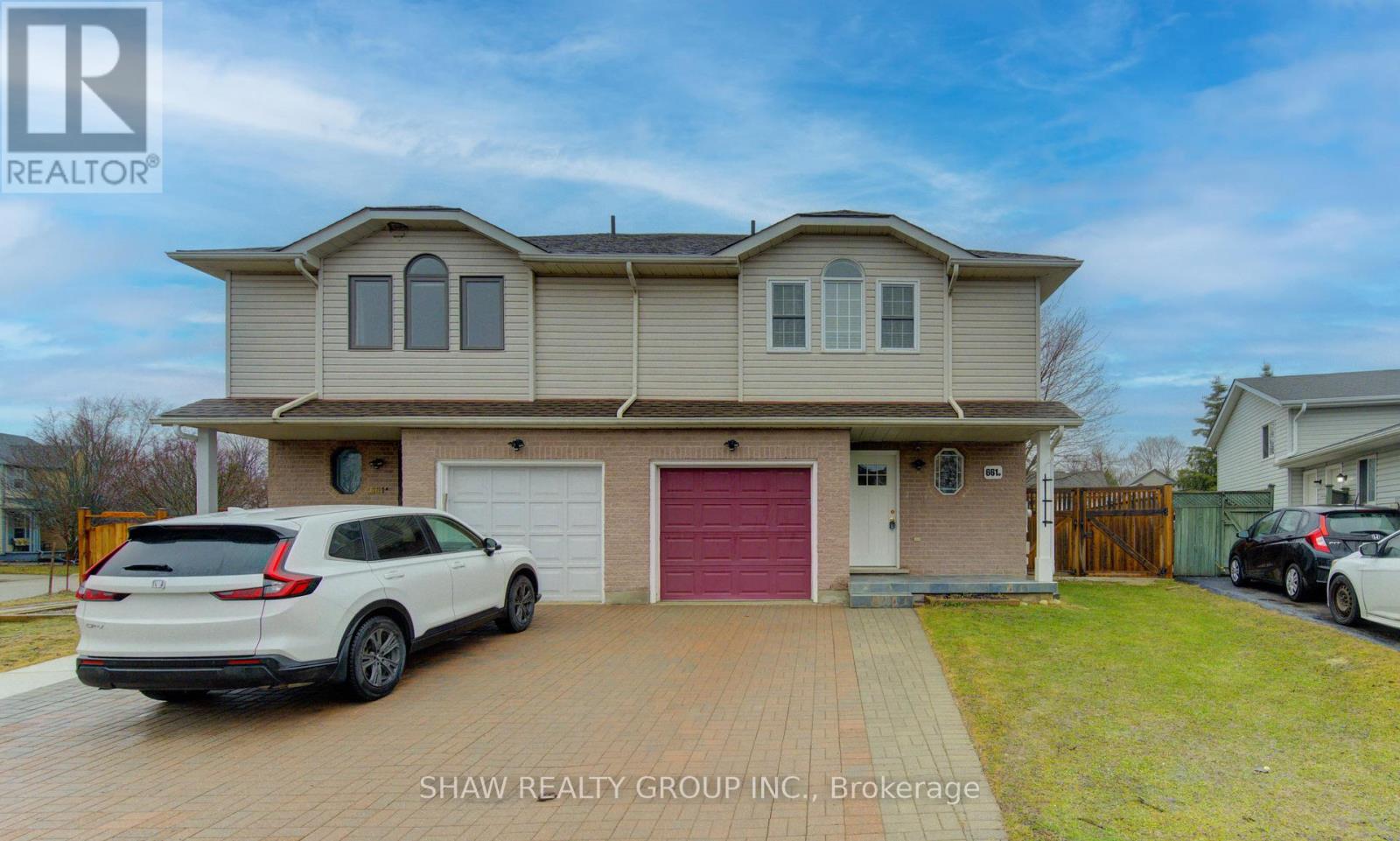 B - 661 Jacob Lane, Waterloo, Ontario  N2V 2G9 - Photo 3 - X12877060