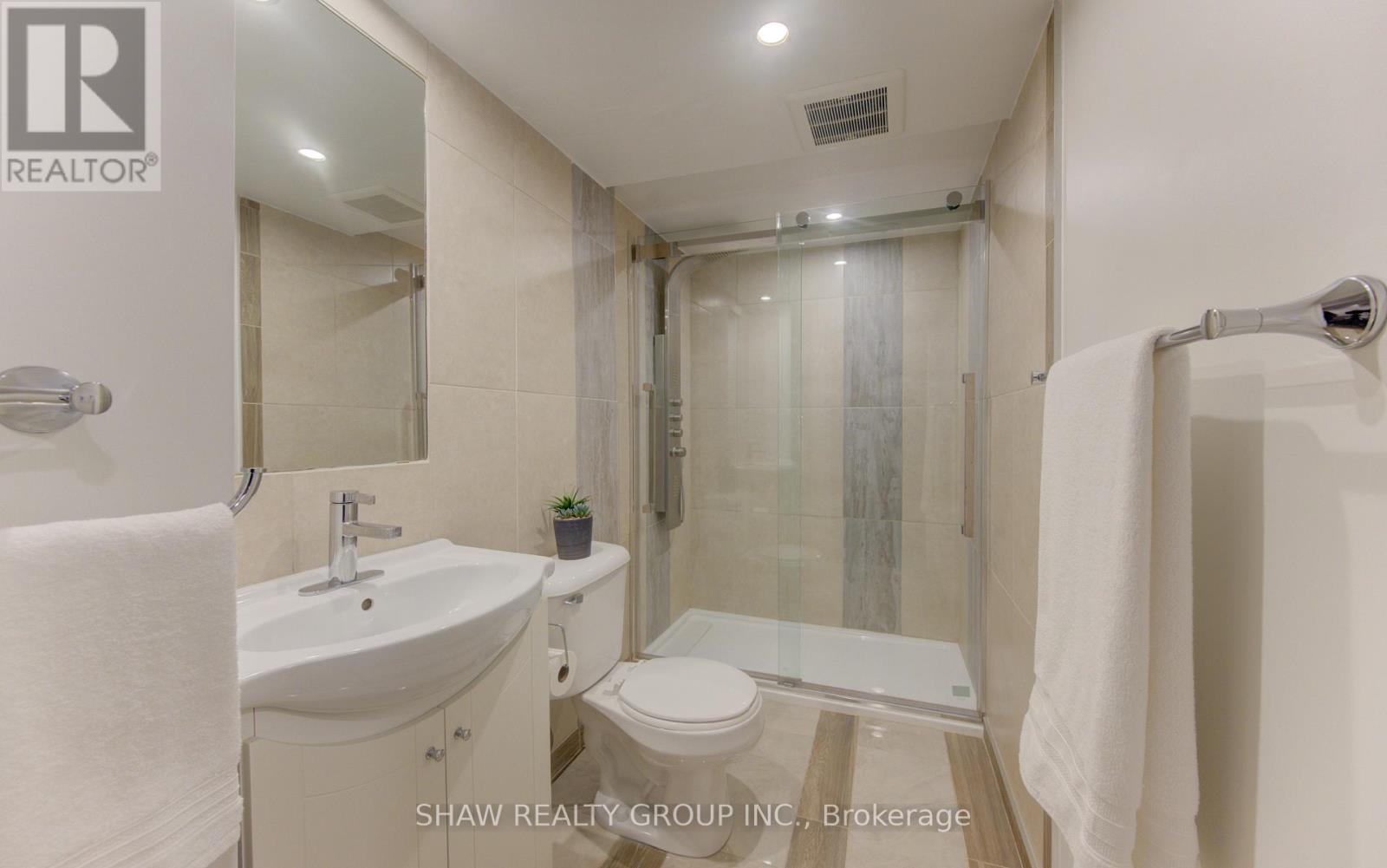 B - 661 Jacob Lane, Waterloo, Ontario  N2V 2G9 - Photo 31 - X12877060