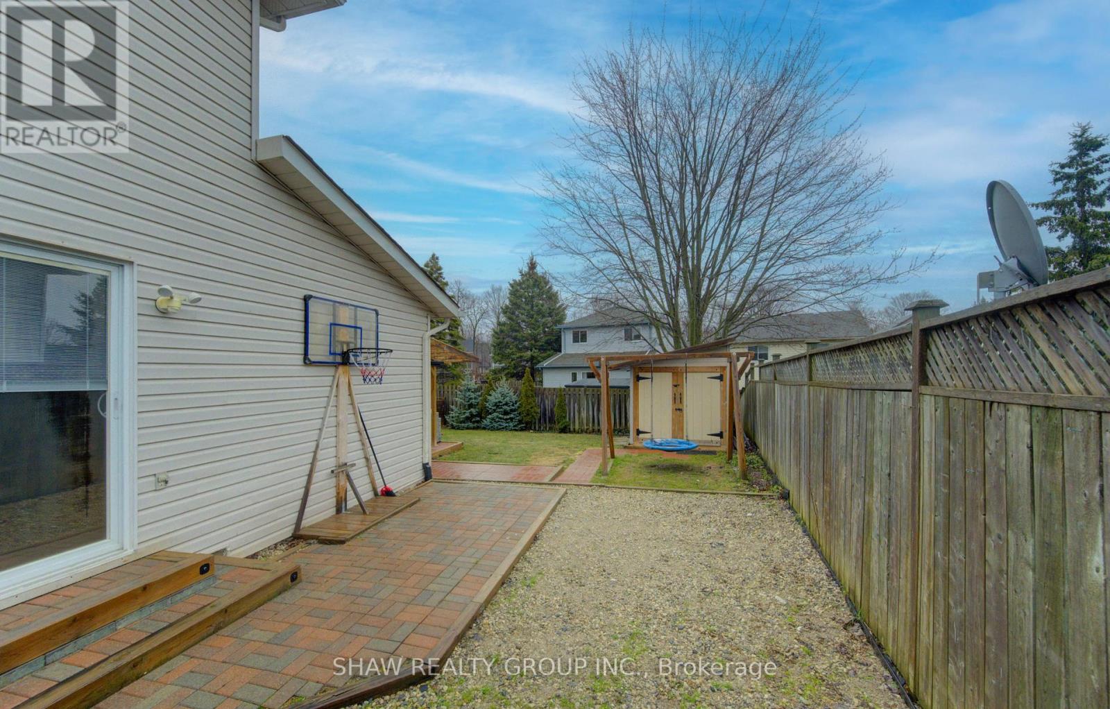 B - 661 Jacob Lane, Waterloo, Ontario  N2V 2G9 - Photo 38 - X12877060