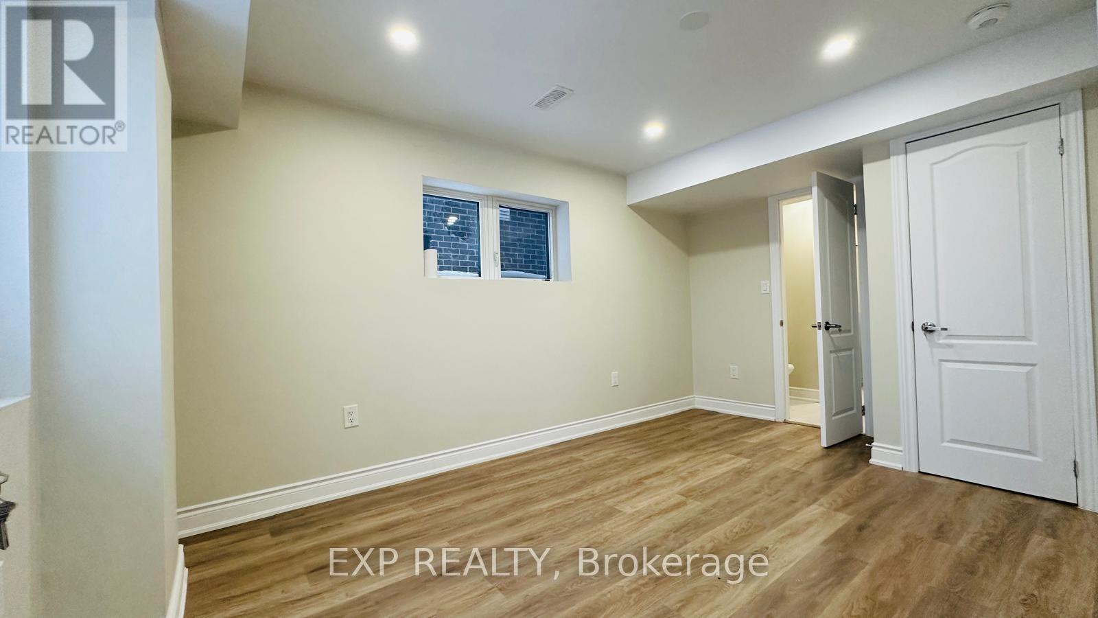 Lower - 290 Woodbine Avenue, Kitchener, Ontario  N2R 0P7 - Photo 5 - X12877088