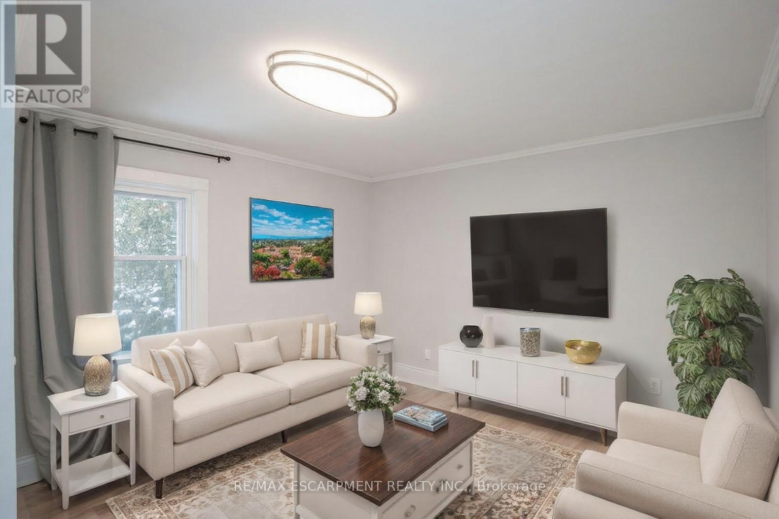 2 - 22 PROSPECT STREET S, hamilton (stipley), Ontario