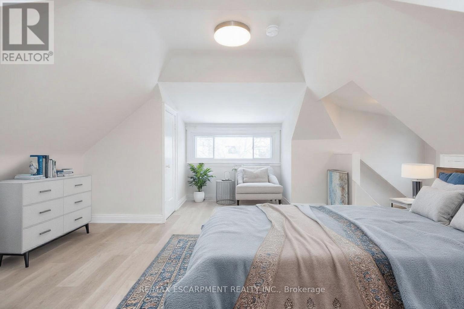 2 - 22 Prospect Street S, Hamilton (Stipley), Ontario  L8M 2Z1 - Photo 12 - X12877092