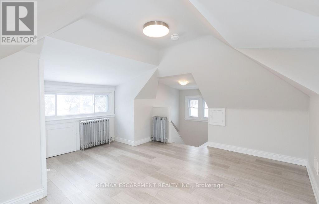 2 - 22 Prospect Street S, Hamilton (Stipley), Ontario  L8M 2Z1 - Photo 18 - X12877092