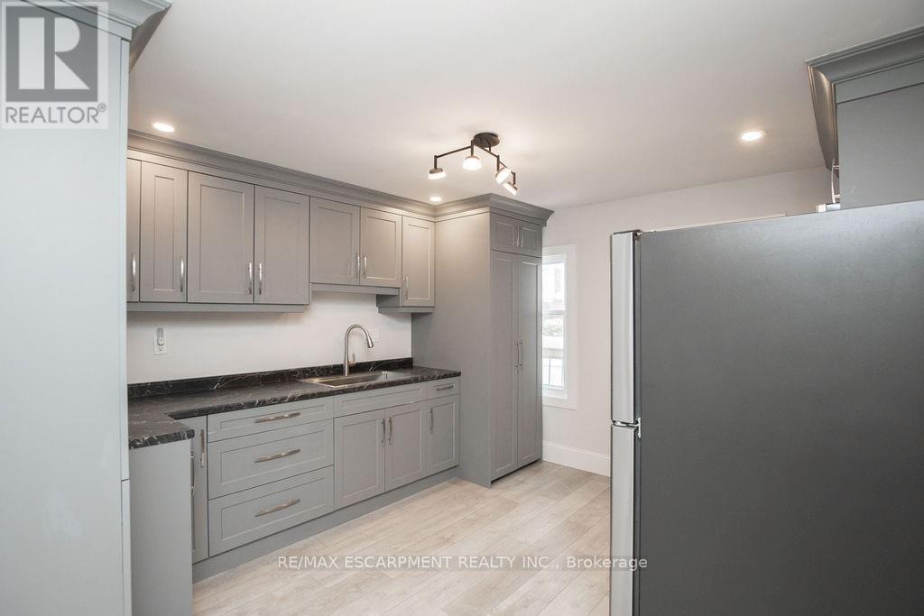 2 - 22 Prospect Street S, Hamilton (Stipley), Ontario  L8M 2Z1 - Photo 25 - X12877092