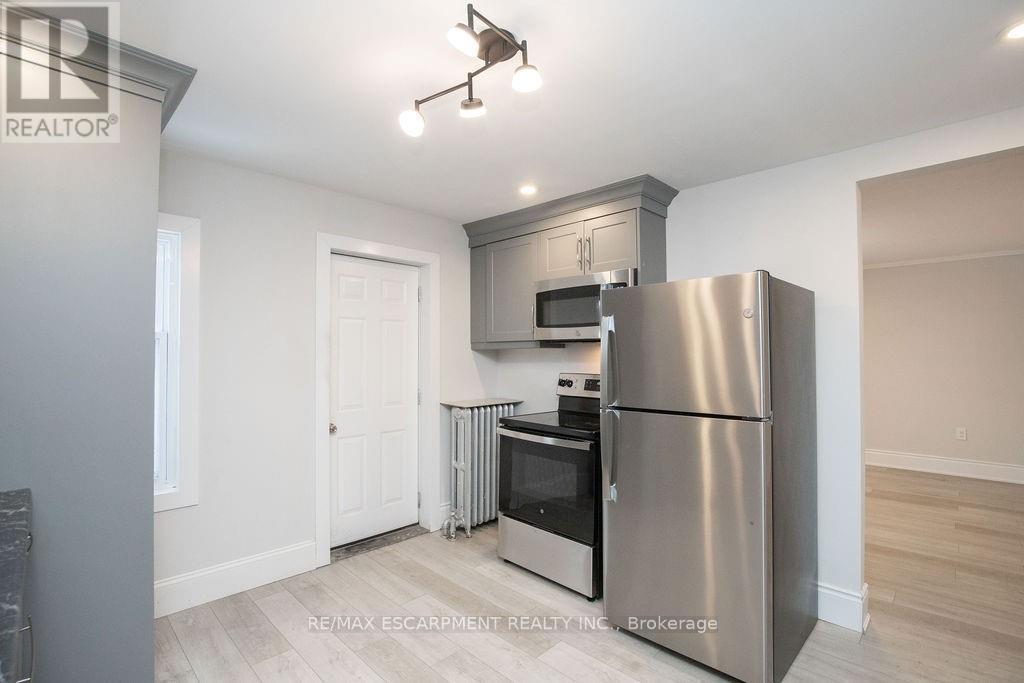 2 - 22 Prospect Street S, Hamilton (Stipley), Ontario  L8M 2Z1 - Photo 28 - X12877092