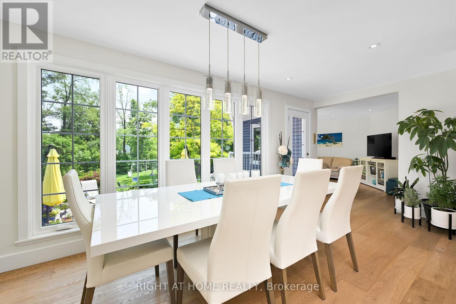 140 Wellington Street, Hamilton (Waterdown), Ontario  L0R 2H0 - Photo 11 - X12877100