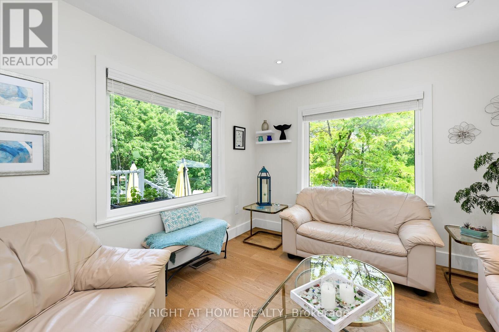 140 Wellington Street, Hamilton (Waterdown), Ontario  L0R 2H0 - Photo 16 - X12877100