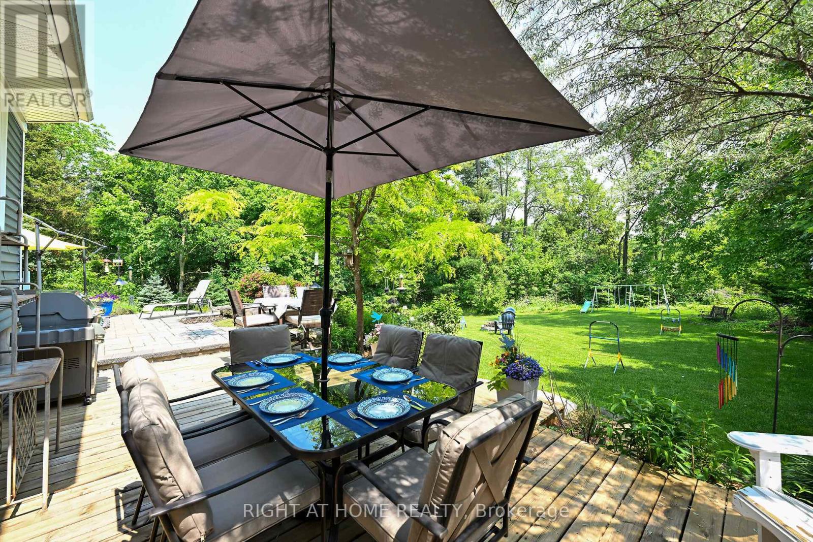 140 Wellington Street, Hamilton (Waterdown), Ontario  L0R 2H0 - Photo 36 - X12877100