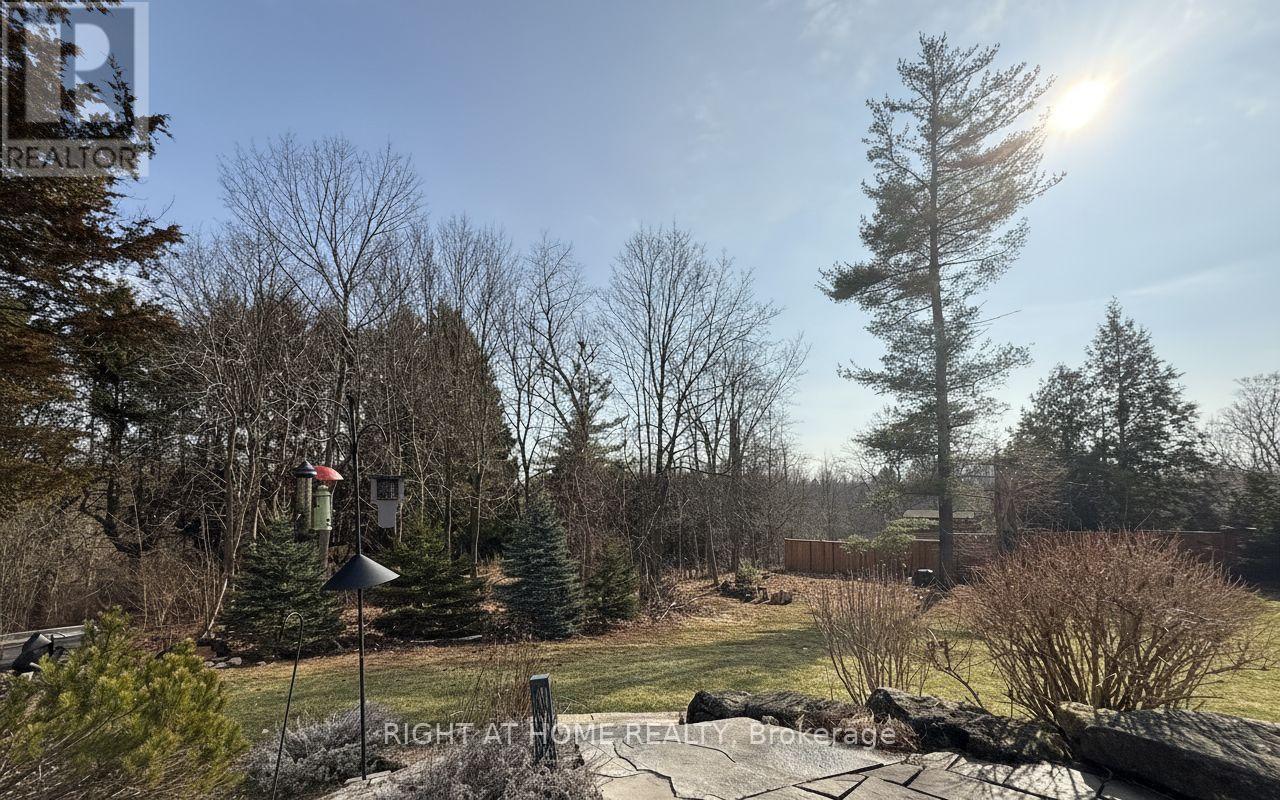 140 Wellington Street, Hamilton (Waterdown), Ontario  L0R 2H0 - Photo 48 - X12877100