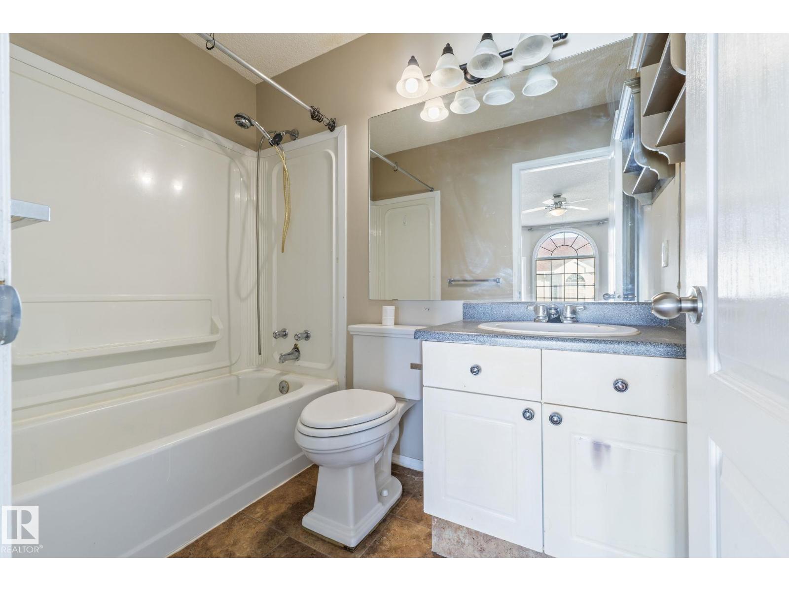 4927 19 Av Nw, Edmonton, Alberta  T6L 7C1 - Photo 24 - E4477126