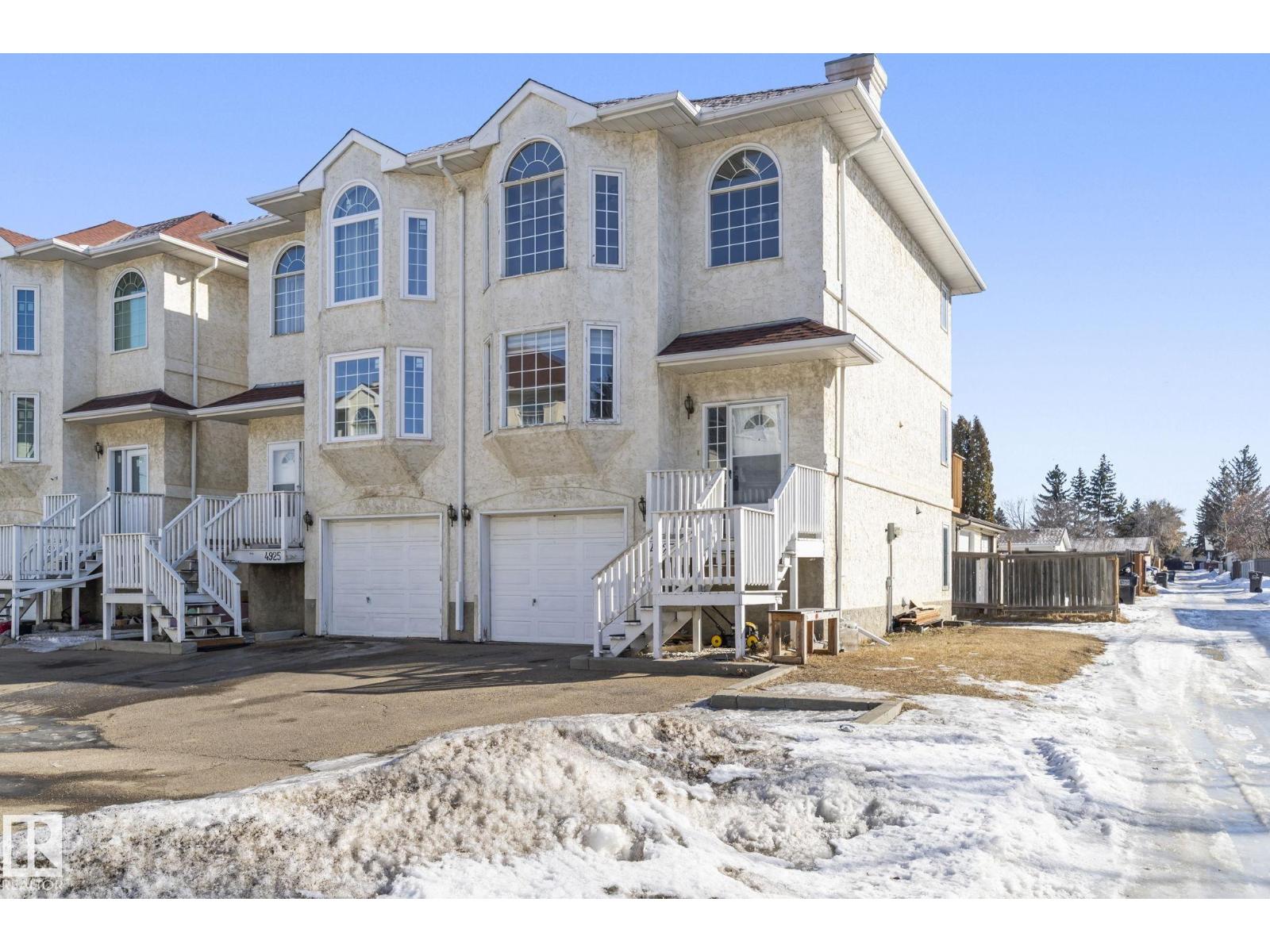 4927 19 Av Nw, Edmonton, Alberta  T6L 7C1 - Photo 2 - E4477126