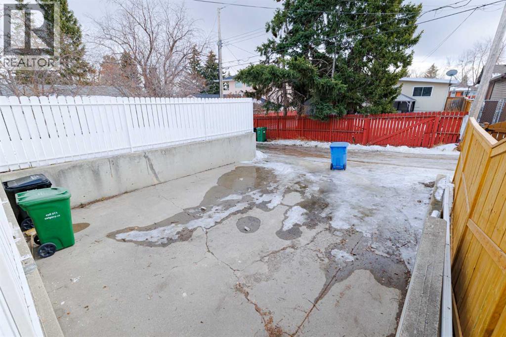 1007 Hunterston Place Nw, Calgary, Alberta  T2K 4N5 - Photo 43 - A2287224