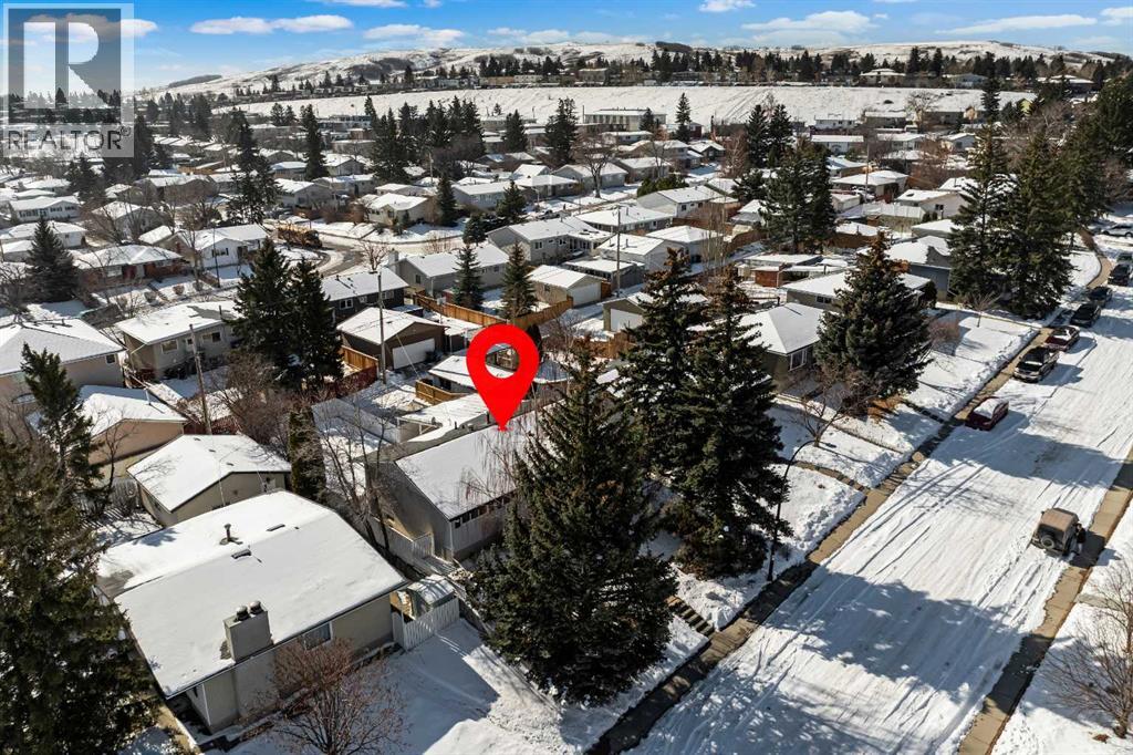 1007 Hunterston Place Nw, Calgary, Alberta  T2K 4N5 - Photo 48 - A2287224