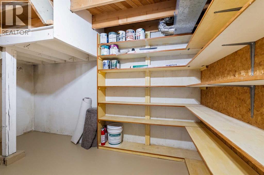 1007 Hunterston Place Nw, Calgary, Alberta  T2K 4N5 - Photo 39 - A2287224