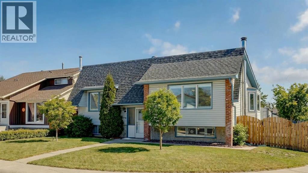 406 Queensland Place Se, Calgary, Alberta  T2J 5C9 - Photo 2 - A2291444