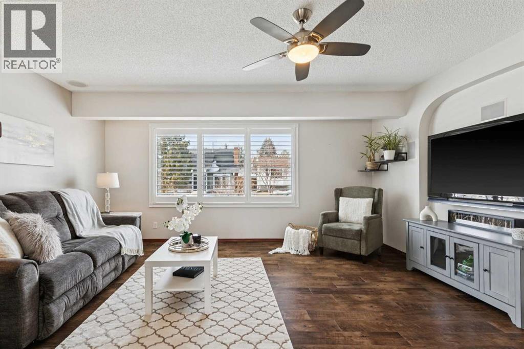 406 Queensland Place Se, Calgary, Alberta  T2J 5C9 - Photo 7 - A2291444